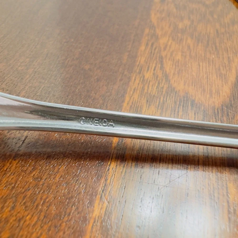 Oneida USA SAMANTHA Stainless Steel Flatware Lot of 5 Iced Tea Spoons